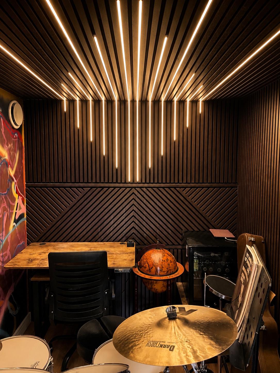 Dark slatted feature room with warm LED feature lighting